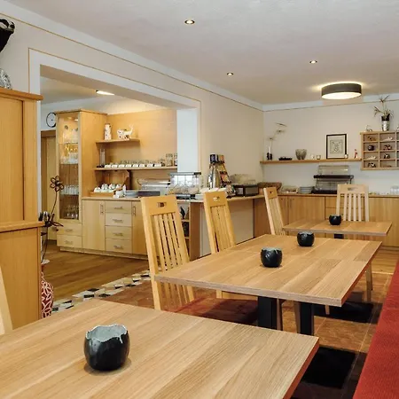 Gasthuis Garni Jaegerheim 4*