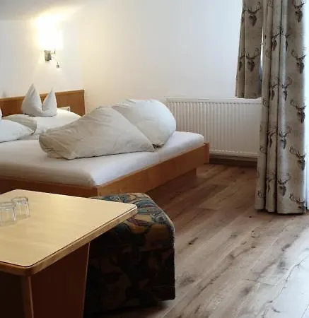 Garni Jaegerheim Guest house *