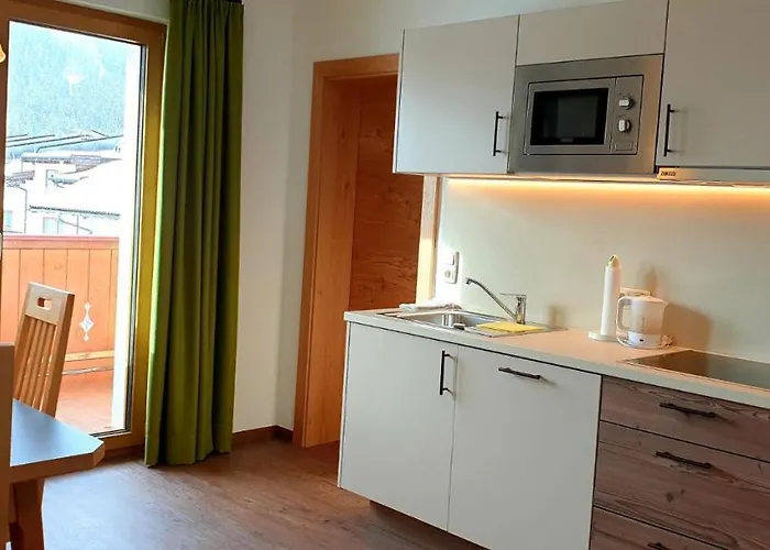 بيت ضيافة Garni Jaegerheim سيرفاوس