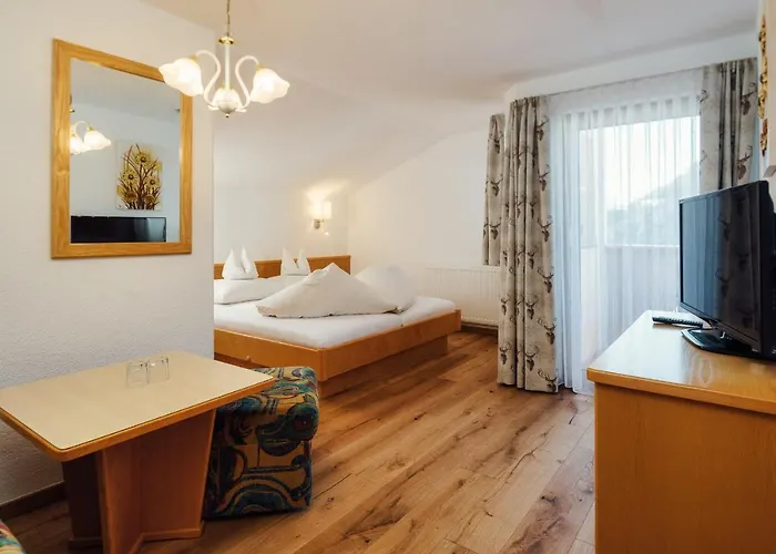 Garni Jaegerheim سيرفاوس