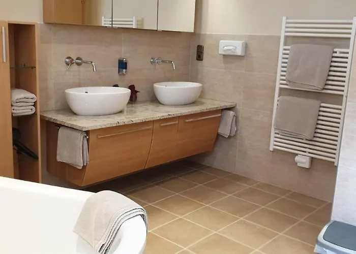 Garni Jaegerheim بيت ضيافة